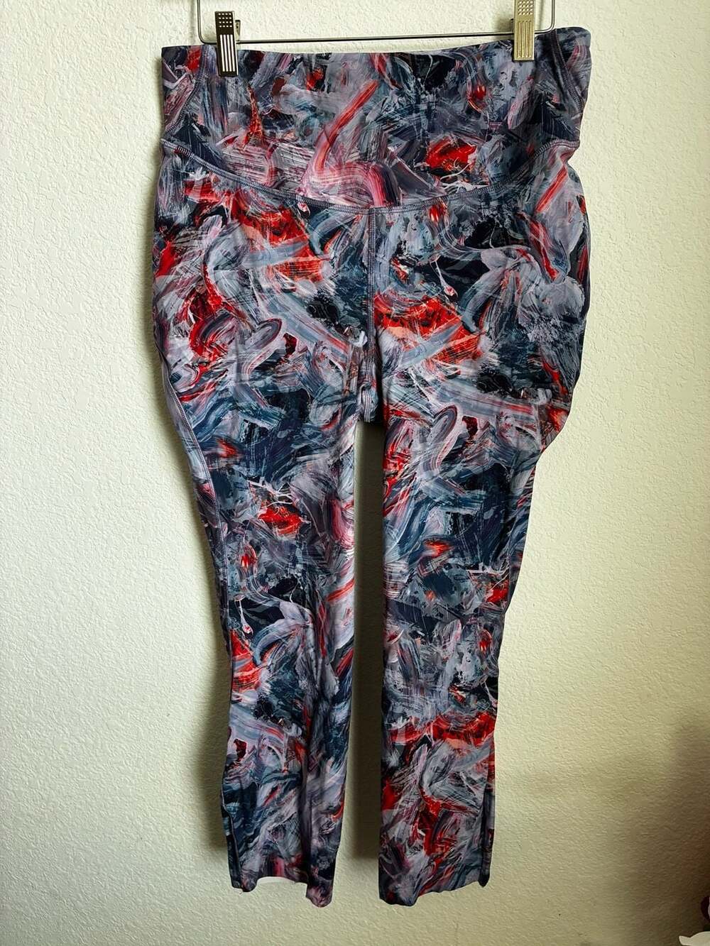 Lululemon Base Pace High-Rise Leggings in Atmospheric Purple Multi Size 12